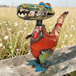 Recycled Scrap Metal T-Rex Dinosaur Statue: Multi-Color Garden Decor