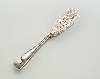 Antique Silver-Plated Serving Tongs: Ornate Pierced Edwardian Tongs, 1905