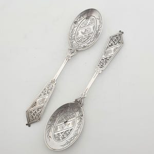 Beautiful pair of Victorian Serving Spoons – circa 1890, Elegant Dining Tableware
