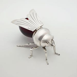 Ovanlig antik silverpläterad honungskruka i tranbärsglas - Vintage porslin cirka 1920