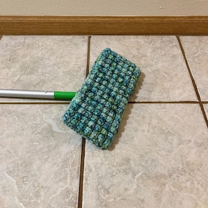 Handgefertigter wiederverwendbarer Swiffer-Bezug, umweltfreundlicher Mop-Bezug, gehäkelter Swiffer-Bezug