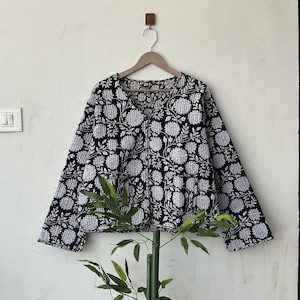 Reversible hand Block print Cotton Quilted jacket Coat , Short jacket Women&#39;s Wear Coat Winter jacket And Coat gift for her, quilted women