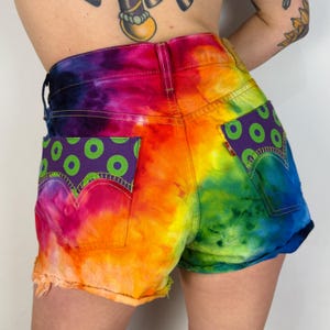 Tie Dye Phish Donut Shorts Levi’s 501 Cutoffs Rainbow Size Women’s Medium 28/29 READY to SHIP