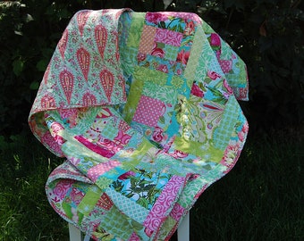 Olivia's Quilt PDF MUSTER - Baby Quilt - Lap Quilt - Jelly Roll Charm Squares Layer Cake Scraps - PDF