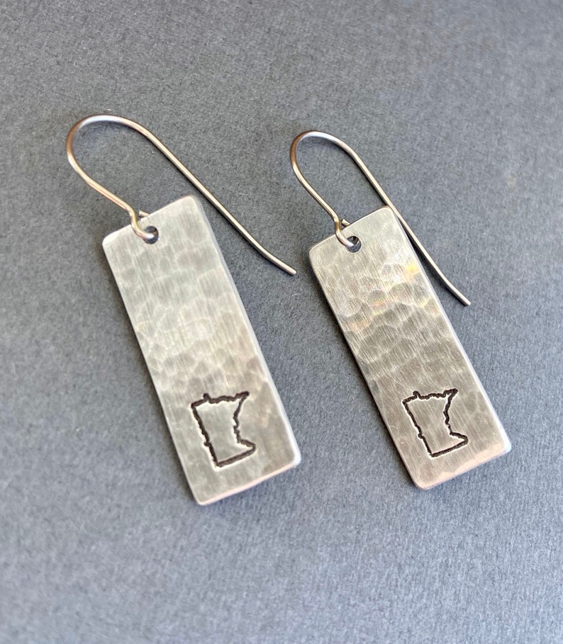 Hammered Minnesota State Pride Earrings Silver Lightweight image 0