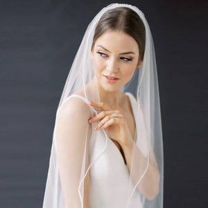 Pencil Edge Bridal Veil, Bridal Wedding Veil, Rolled Edge Cathedral Veil, Pencil Edge Fingertip Veil, Short Single Layer Veil, Ivory Veil