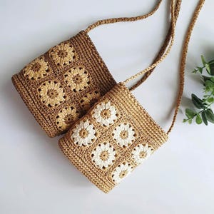 Crochet Granny Square Hobo Bag,Beige Slouchy Shoulder Bag,pink flower summer beach bag,Christmas, Crochet Granny Square Daisy Tote, Tote bag