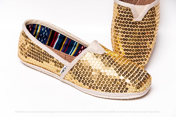 gold sparkle toms