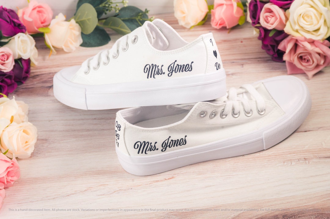 Personalized Witch Low Top Sneakers - Gift Idea For Witch Lovers - A7OWJ0