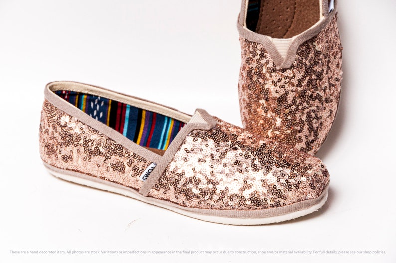 gold sparkle toms
