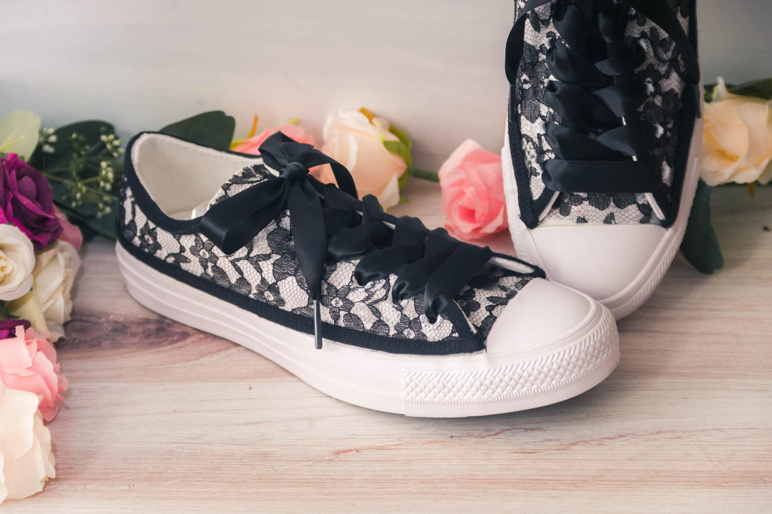 Stringless converse 2024
