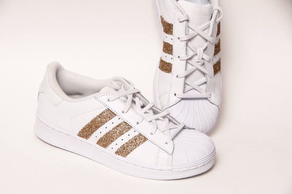 adidas superstar decorate