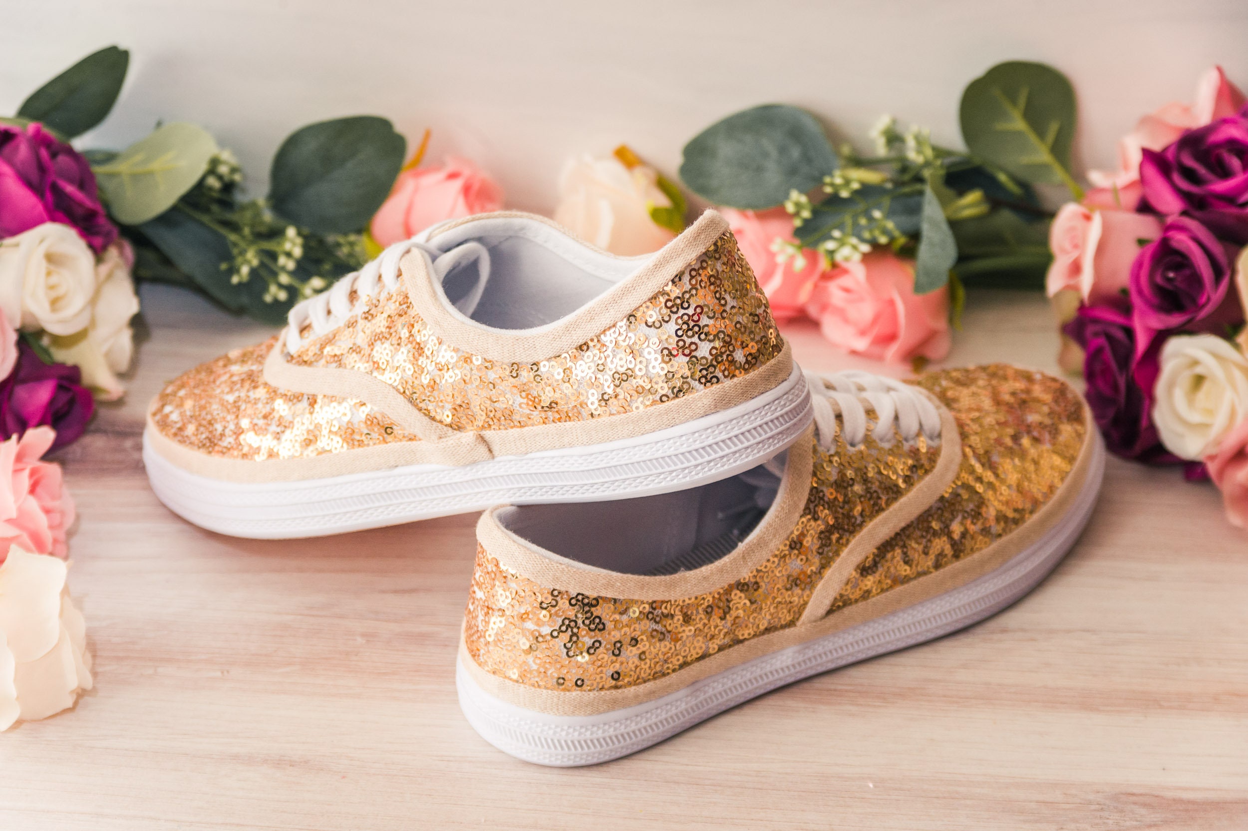 Gold sparkly store tennis shoes