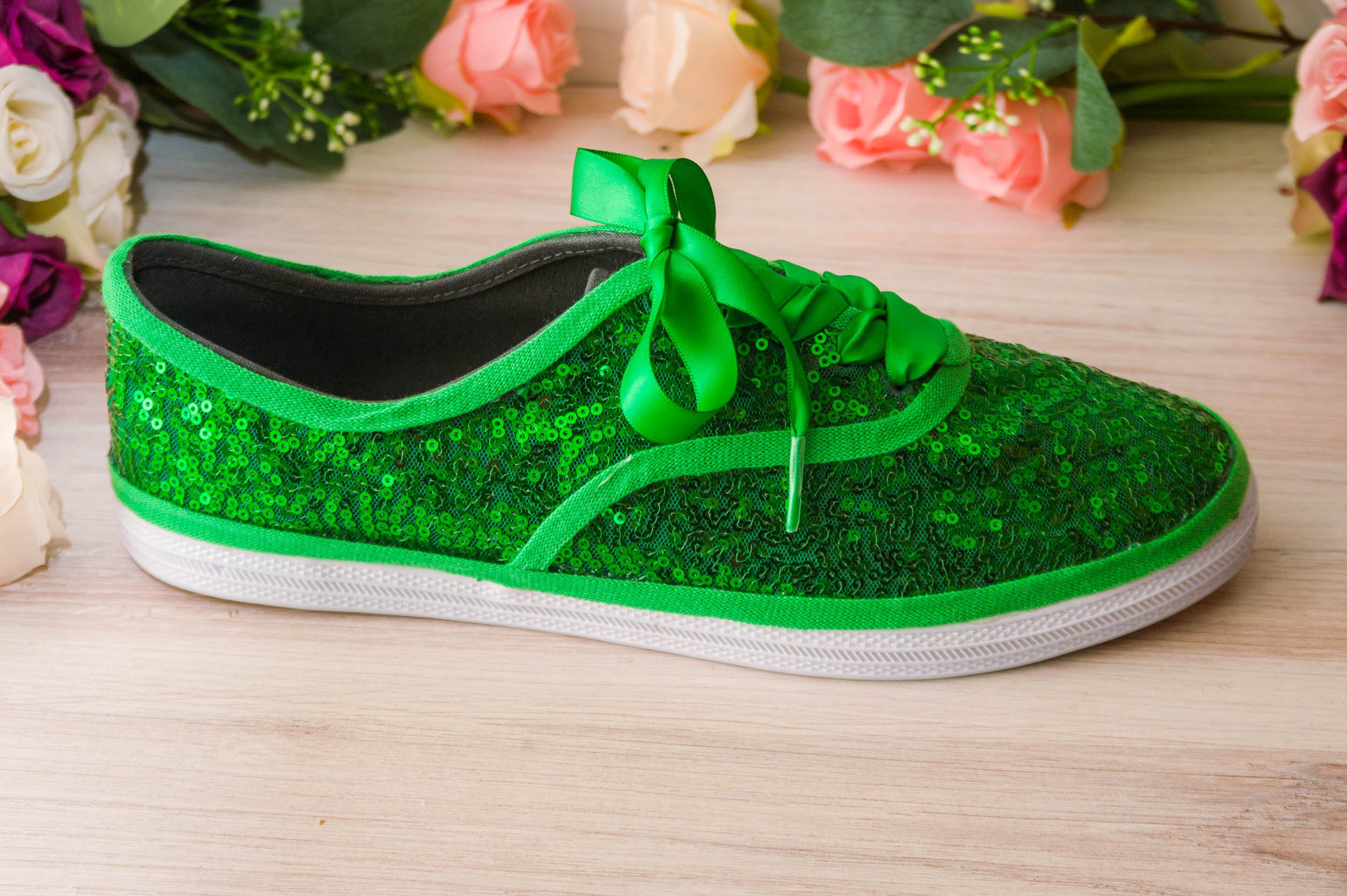 2019 Under $30 Gift Guide - Green Wedding Shoes