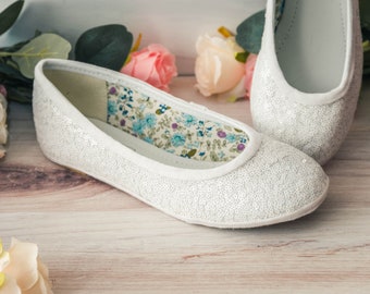 Bride Flats For Wedding, Bridal Shoes White, Wedding Lace Shoes, Bridesmaid Shoes, Bride Sneakers, Wedding Shoes No Heel, Reception Shoes