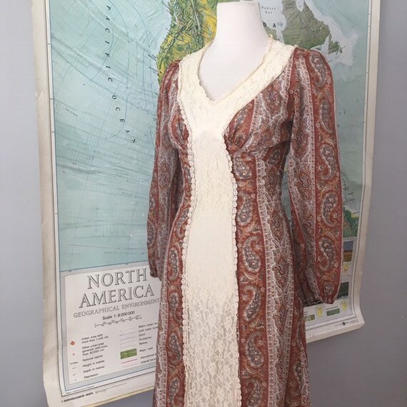 Flowing 60s Boho Dress