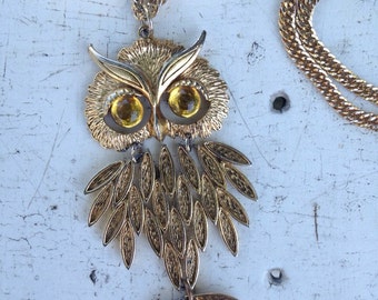 Whoooo's there Funky Vintage Owl Necklace