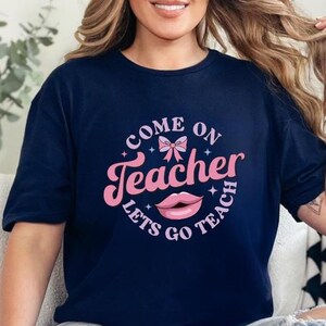 Valentines Day T-Shirt, Valentine Teacher T-Shirt, Retro Valentine Gift, Valentine T-Shirt, Valentine Sweatshirt, Valentine Gift for Teacher