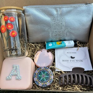 Caixa de presente de autocuidado de luxo para mulheres - Conjunto personalizado para nascimento, aniversário, spa ou feriados com acessórios e itens essenciais para cuidados com a pele