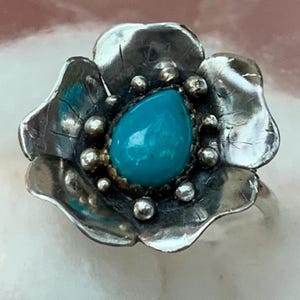 Flower Ring with Kingman Turquoise and Sterling Silver – Handmade Size 8 Boho Jewelry