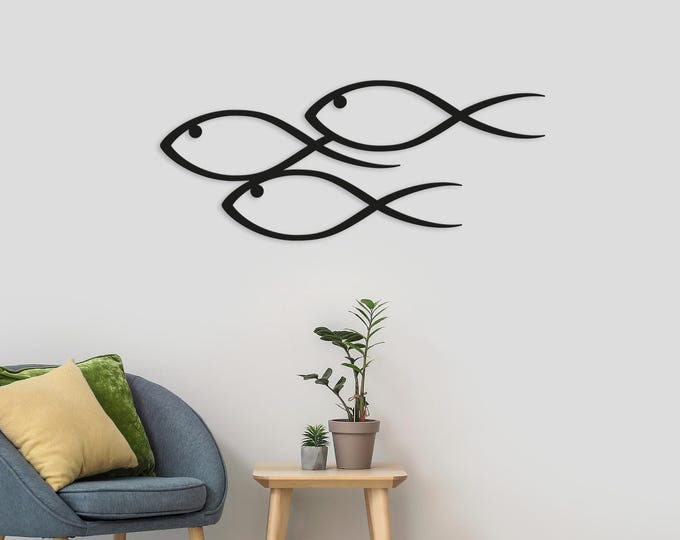 Abstract Fish Metal Wall Art: Nature-Inspired Hanging Decor