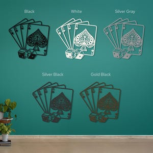 As et dés pique. Décoration murale en métal avec cartes à jouer sur le thème du poker