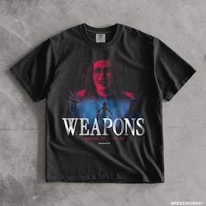Camiseta con estampado de armas / Camiseta con estampado de película de terror vintage
