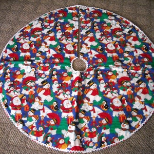 Snowmen Christmas tree skirt