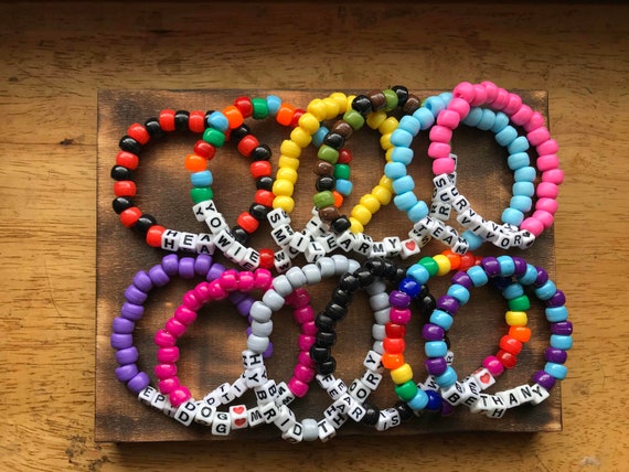 Vsco seed bead necklace | Beaded jewelry, Beaded necklace diy, Beaded  bracelets