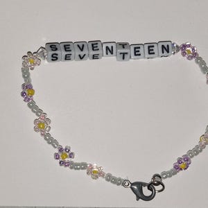 Svt flower beaded bracelet
