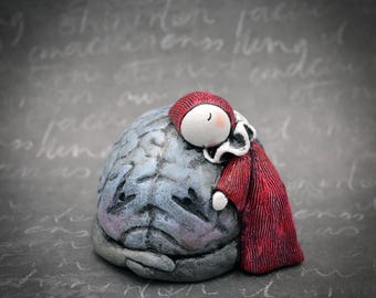Brainy Day Blues - Poppet and Brain sculpture