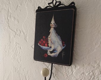 The Domonyck as a Helpful House Ghost