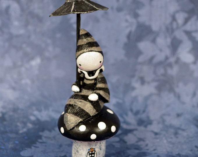 Cicada - Lisa Snellings Poppet with Mushroom - The Night Garden