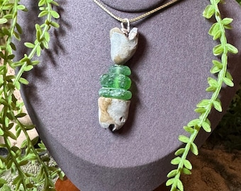 SEAGLASS AND BEACHSTONE fish necklace.