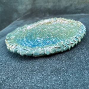 porcelain scale soap dish