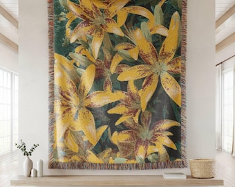 Floral Lily Woven Blanket | Cotton Tapestry Throw | Cottagecore Floral Throw Blanket | Lightweight Summer Blanket | Garden Decor Gift