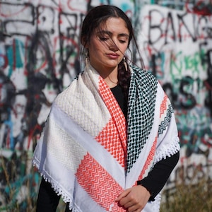 Original Kufiya from Palestine | Irish | Kuffeyeh, Kufiya, Hatta | handmade in Nablus