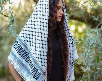 Original Kufiya from Palestine | classic white-black | Kuffeyeh, Kufiya, Hatta | handmade in Nablus