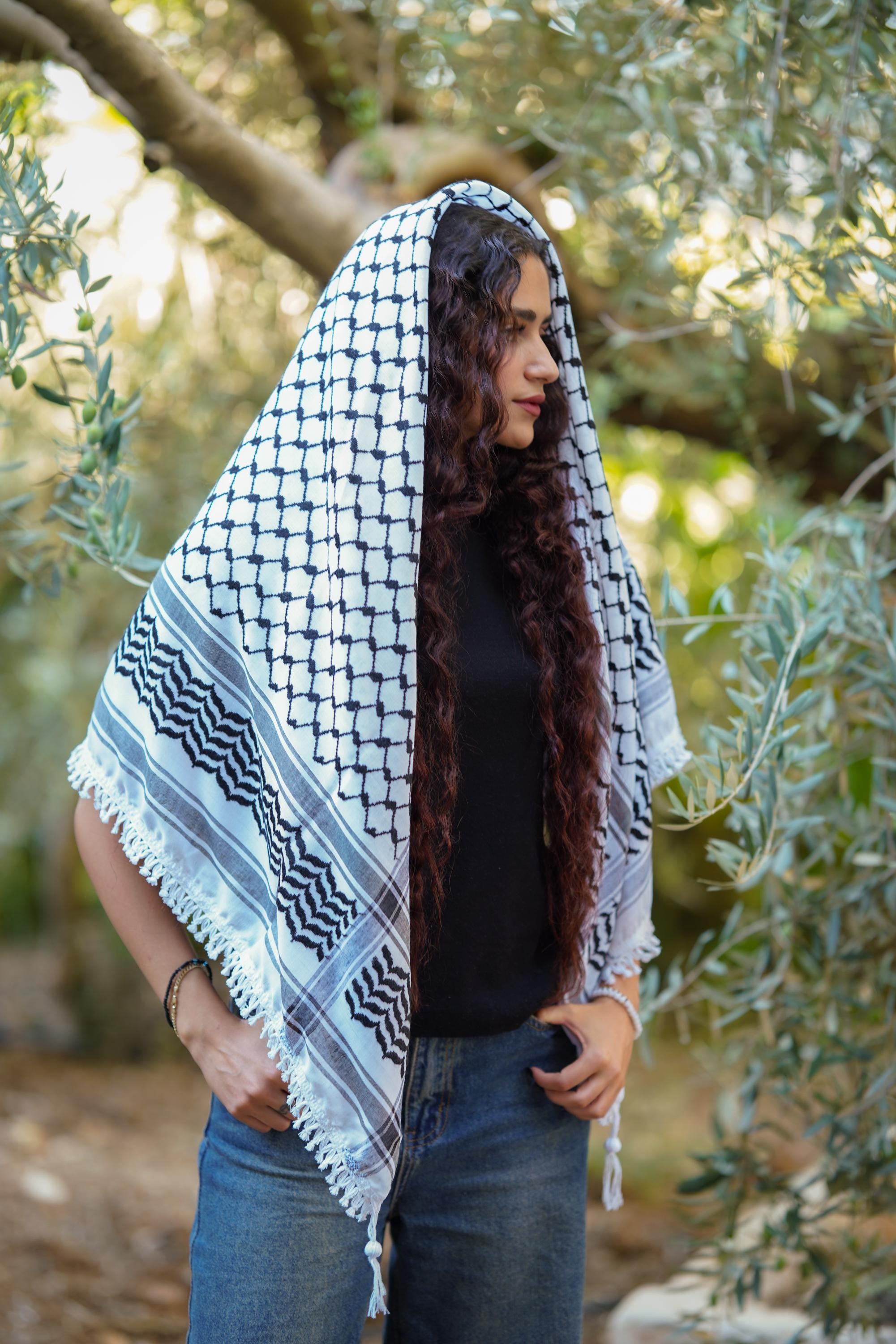 HIRBAWI パレスチナ製 Kufiya クーフィーヤ クフィーヤ 刺繍 palestine_embroidered_flag_0_h