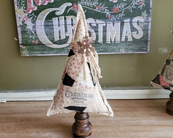 Antique Quilt Christmas Tree with Large Salvage Wood Base; Heirloom Tree 132140