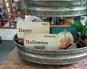 Halloween Flash Cards Distressed Vintage Style Set of 12 Tiered Tray Size 142227