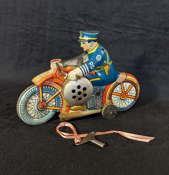Wind-up Motorcycle Cop by Marx Toys - Etsy