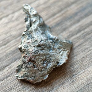 Raw Gebel Kamil Iron Ataxite Meteorite, genuine raw Ataxite Space Rock, Authentic Rare Egyptian Meteorite, cosmic energy, 19.9g