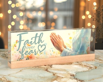 Placa de fe sobre el miedo para escritorio, placa acrílica personalizada, decoración de oficina, versículo bíblico, religioso, cristiano, Jesús, Dios, regalo
