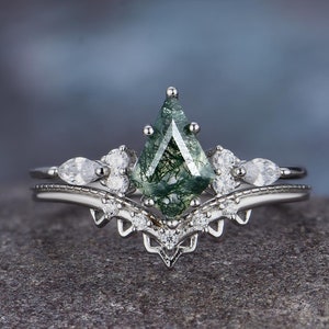 Vintage Kite Cut Moss Agate Engagement Ring Set: White Gold Moissanite Bridal Ring