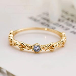 Light Purple Zirconia 925 Silver Ring Minimalist Elegant Women’s Statement Ring