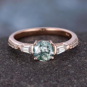 Dainty Round Cut Moss Agate Ring Vintage Unique Cluster Green Moss Agate Engagement Ring 14k Rose Gold Moissanite Wedding Ring For Women