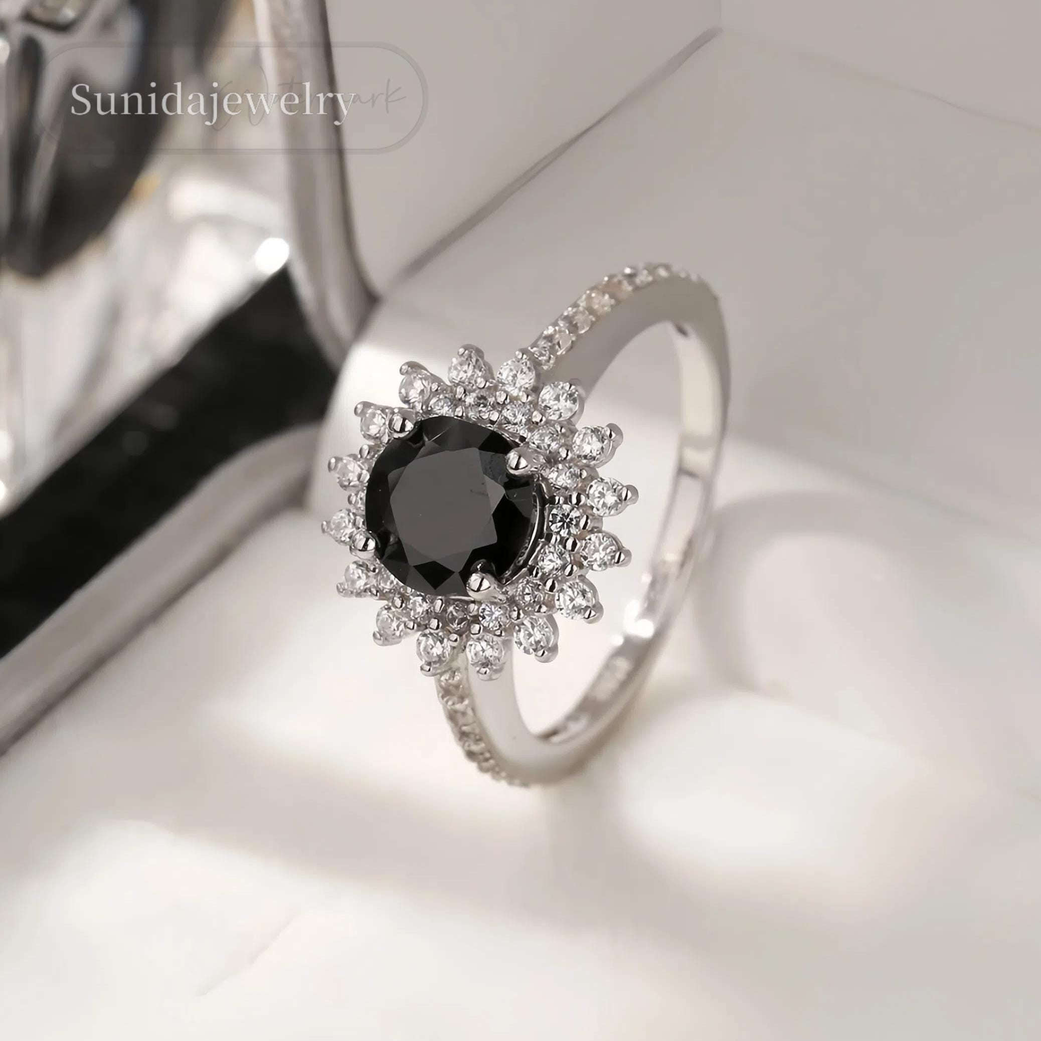 ブラックジルコンフラワーリング：S925シルバー製フローラルゴシック 
