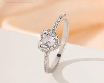 S925 Sterling Silver Heart Zircon Ring: Princess Crown Promise Ring