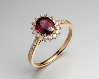 Anillo de compromiso con halo de rubí: anillo ovalado de oro de 14 quilates con piedras preciosas rojas y detalles de diamantes. Anillo de compromiso de inspiración vintage para mujer.